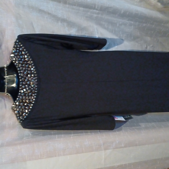 Jolibel Women’s formal dress, black, Size 10, ruching in front, rhinestones - Picture 3 of 6